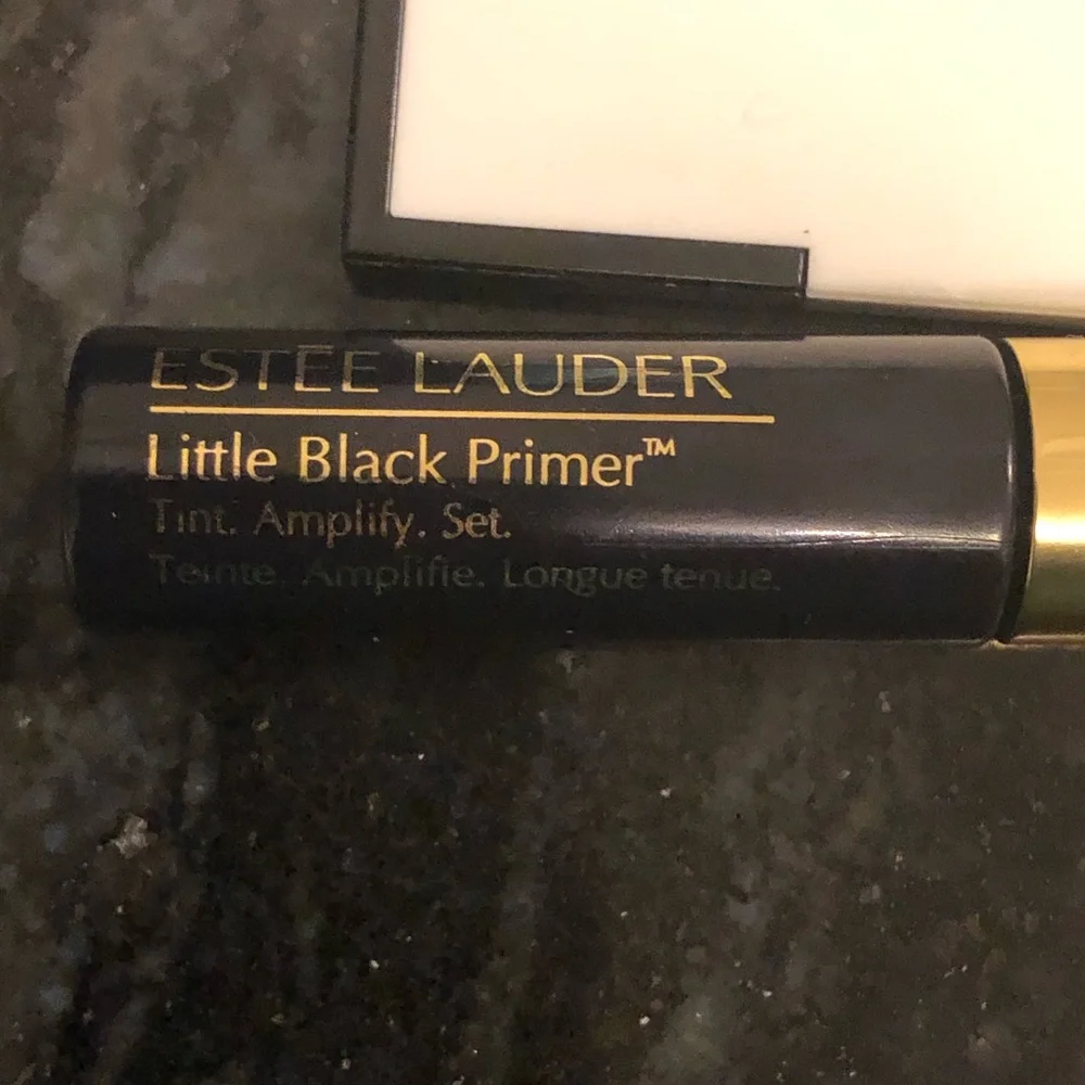 Estée Lauder collection unused.